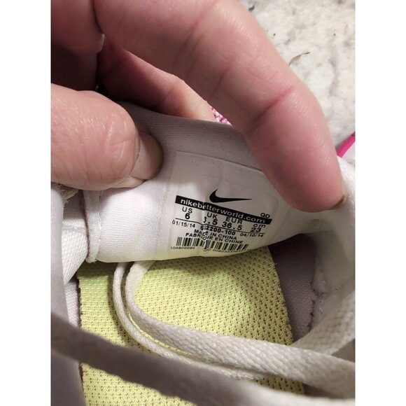 Nike Free 4.0 V4 Women's sz 6 Running Cross Trainer White/Vivid Pink 642200-100 - Picture 7 of 11